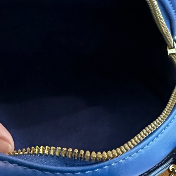 Wamer Bros Willy Wonka Chocolate Factory Violet Beauregarde Blueberry Crossbody - Picture 14 of 16